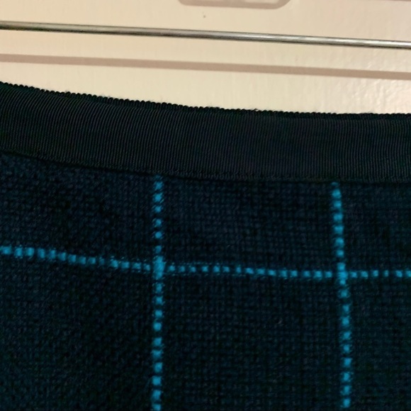 Banana Republic Blue Checked Plaid Mini/Midi Pencil Cotton Skirt. Size 12 - Picture 3 of 10